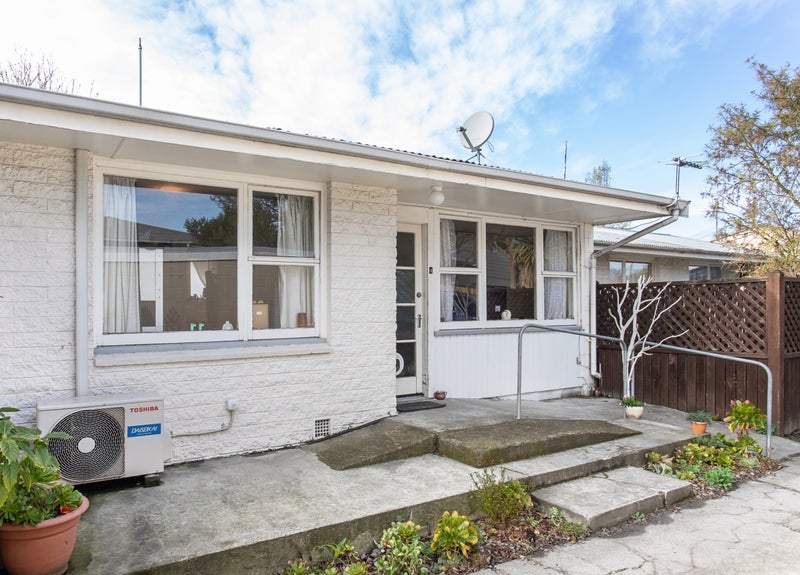 4/7 Radnor Street, St Albans, Christchurch - Carousel 1