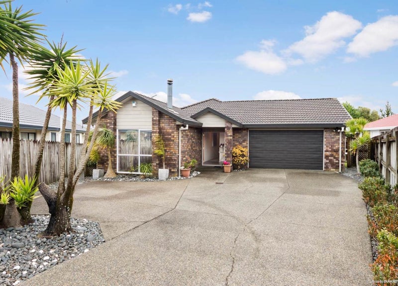 12 Campain Place, Northpark, Manukau - Carousel 1