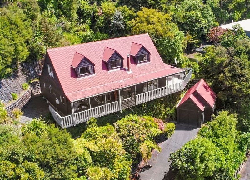 130 Seddon Street, Naenae, Lower Hutt - Carousel 1