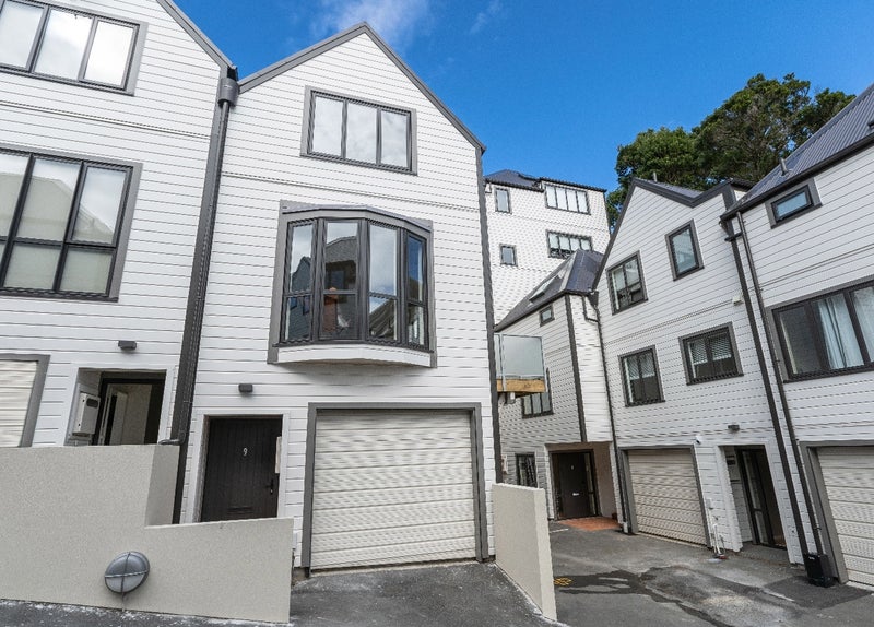 9/240 The Terrace, Wellington Central, Wellington - Carousel 1