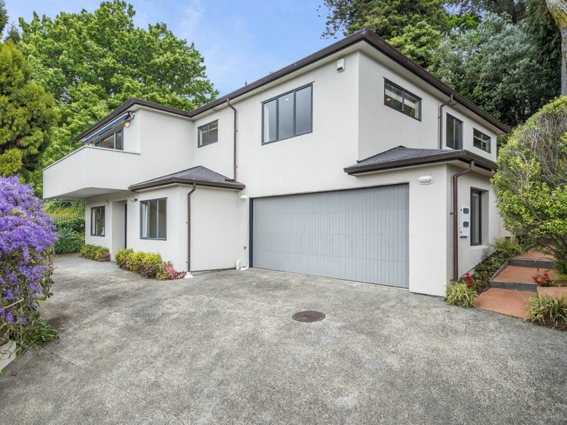 17 Budock Road, Hillsborough, Auckland - Carousel 1