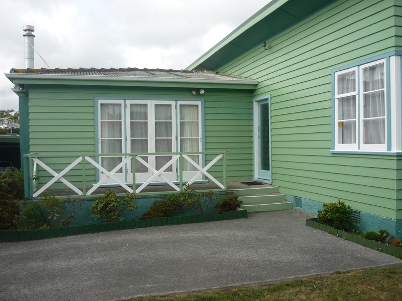 81 Main Road, Titahi Bay, Porirua - Carousel 1