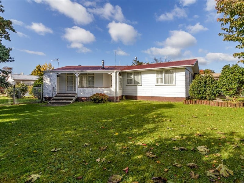 18 Pedlar Street, Mangakakahi, Rotorua - Carousel 1
