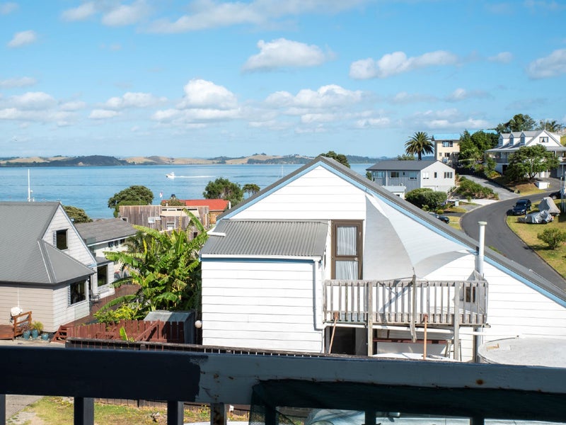 17 Du Fresne Place, Russell, Russell - Carousel 1
