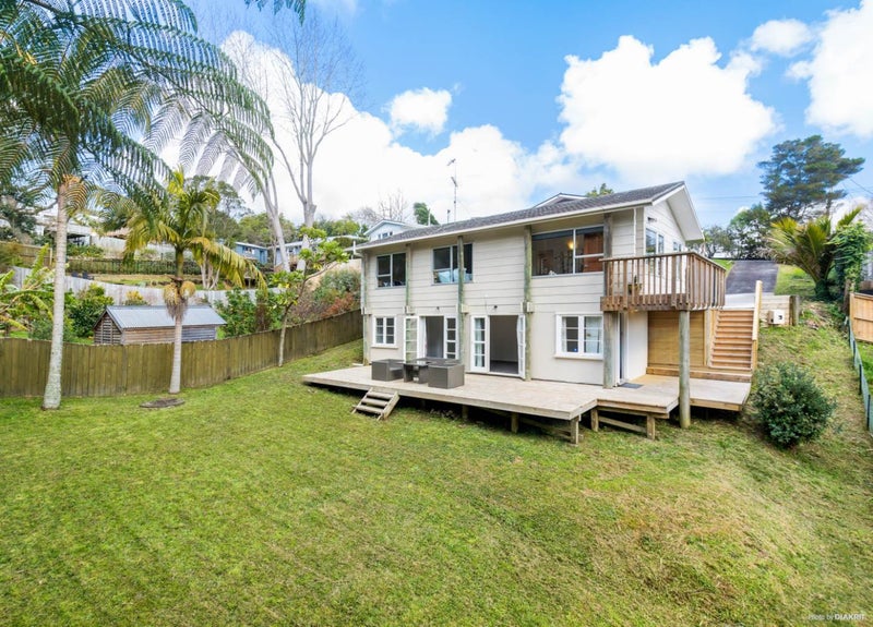 2/5 Paris Place, Birkenhead, Auckland - Carousel 1