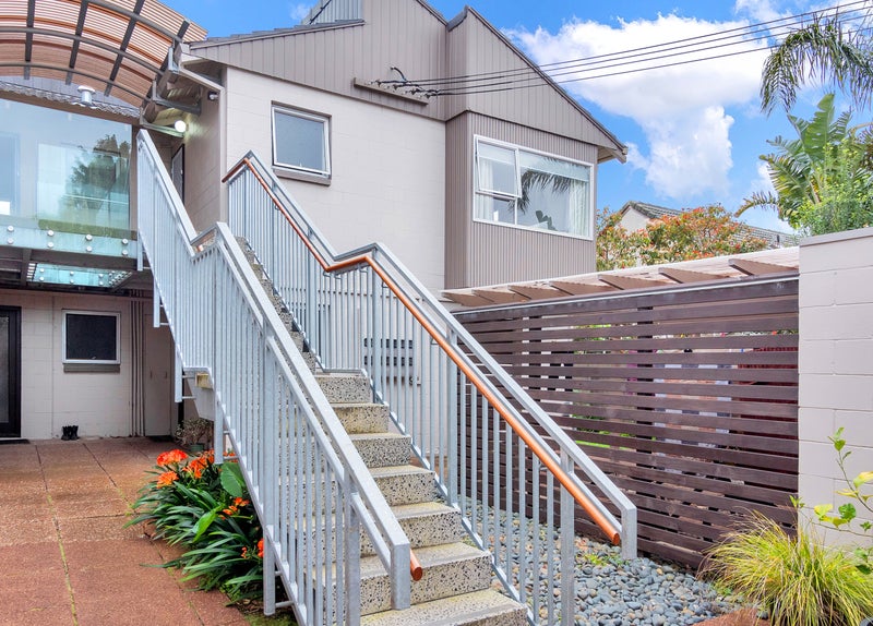 5/103 Sandringham Road, Kingsland, Auckland - Carousel 1