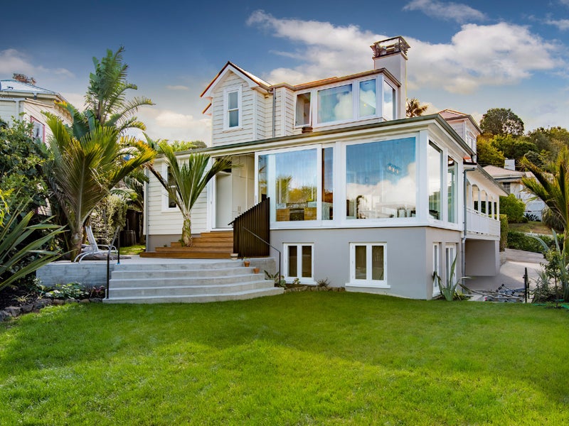 8 St Aubyn Street, Devonport, Auckland - Carousel 1