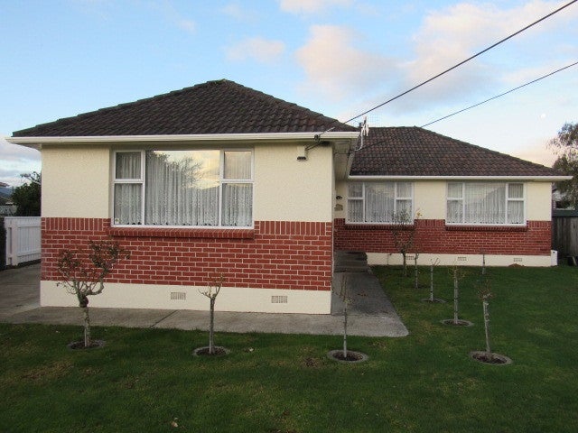 12 Keys Street, Elderslea, Upper Hutt - Carousel 1