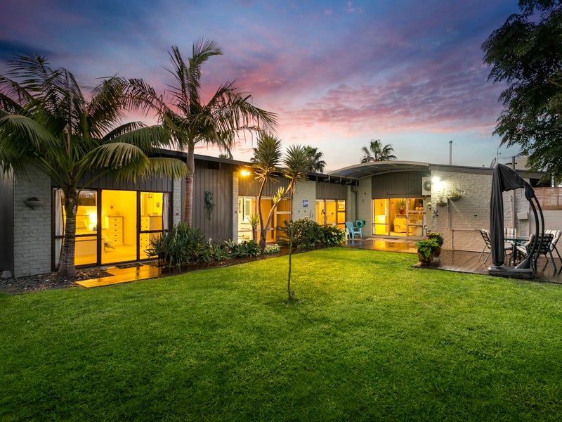 4 Peregrine Place, Birkenhead, Auckland - Carousel 1