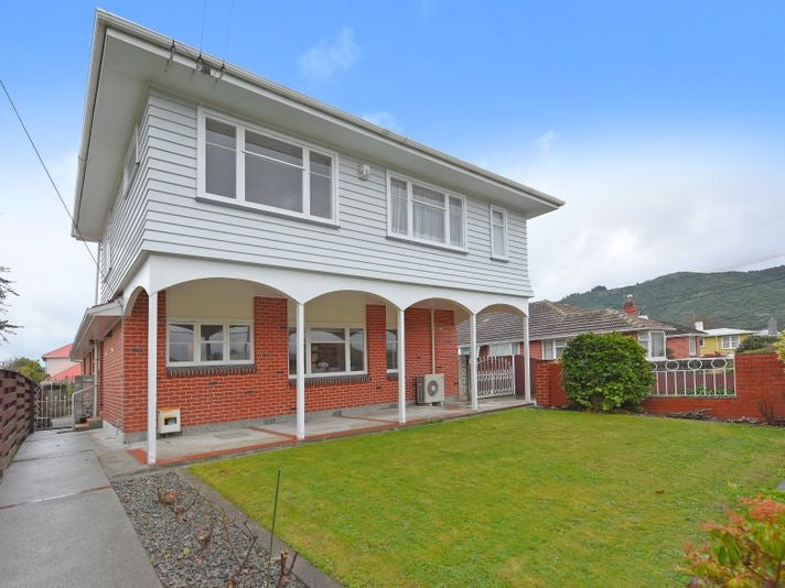 29 Kashmir Avenue, Clouston Park, Upper Hutt - Carousel 1