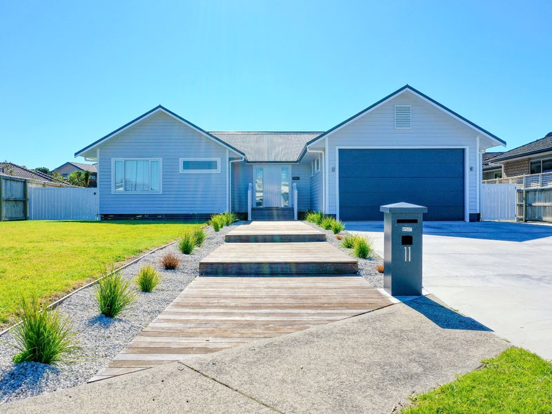 11 Motutere Place, Ohope - Carousel 1