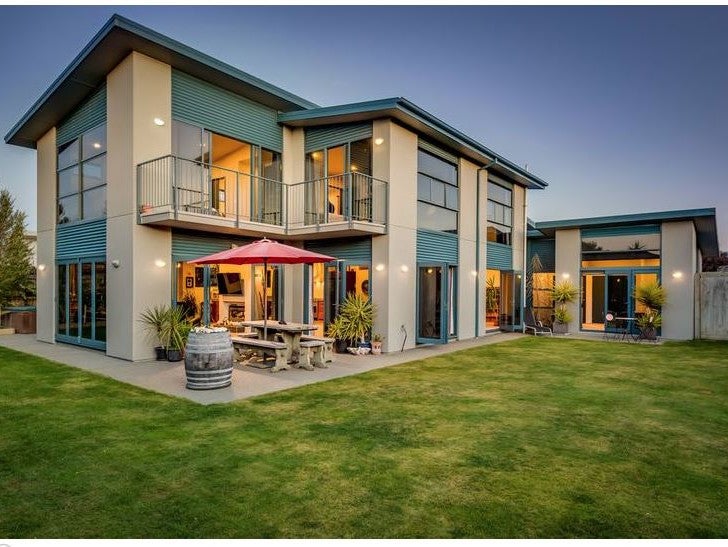 65 Eastwood Rise, Waimairi Beach, Christchurch - Carousel 1