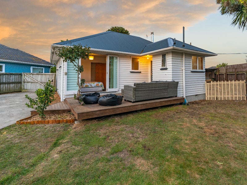 428 Pine Avenue, South New Brighton, Christchurch - Carousel 1