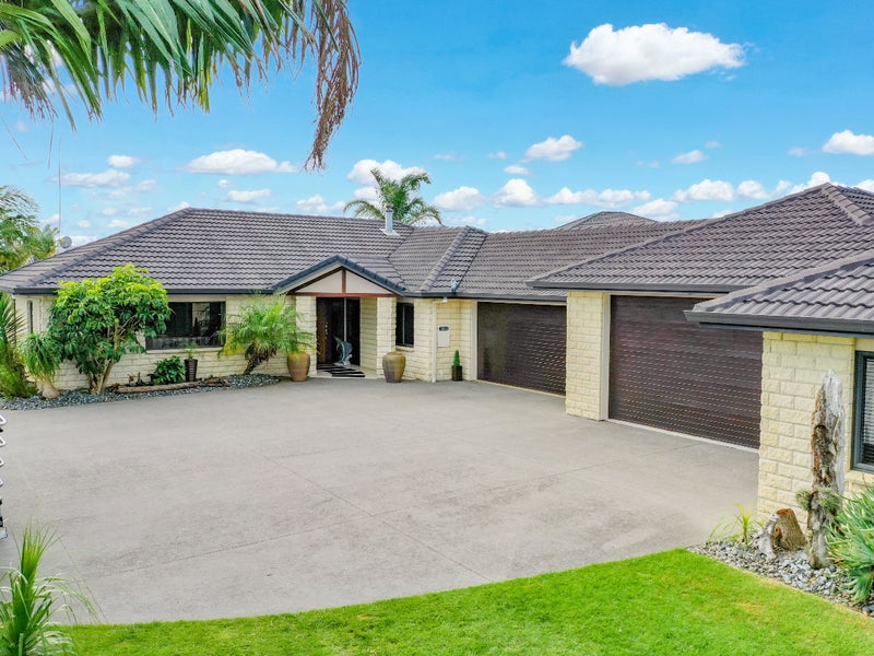 2 Ohuirehe Road, Coastlands, Whakatane - Carousel 1