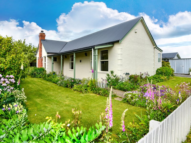 3 Cressy Place, Darfield, Darfield - Carousel 1