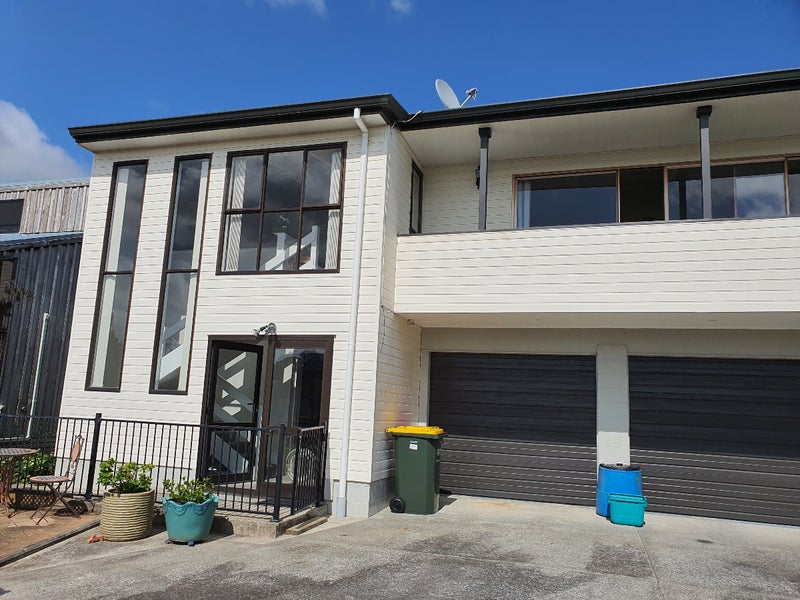 7 Pelorus Street, Glenview, Hamilton - Carousel 1