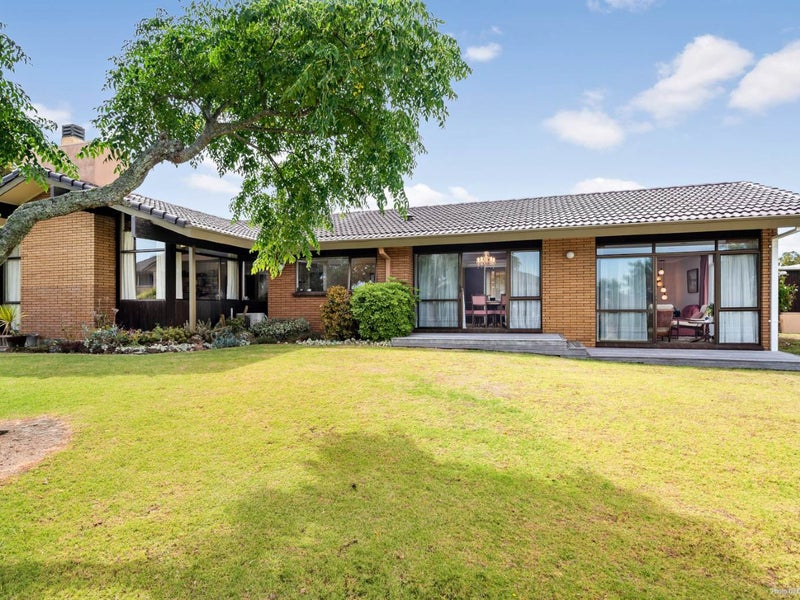 24 Wairere Road, The Gardens, Auckland - Carousel 1