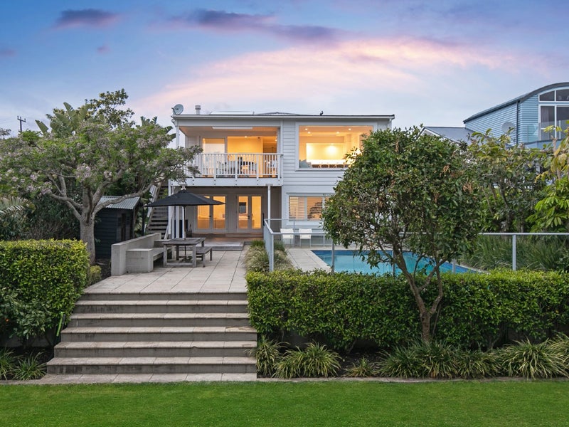 119 West End Road, Westmere, Auckland - Carousel 1