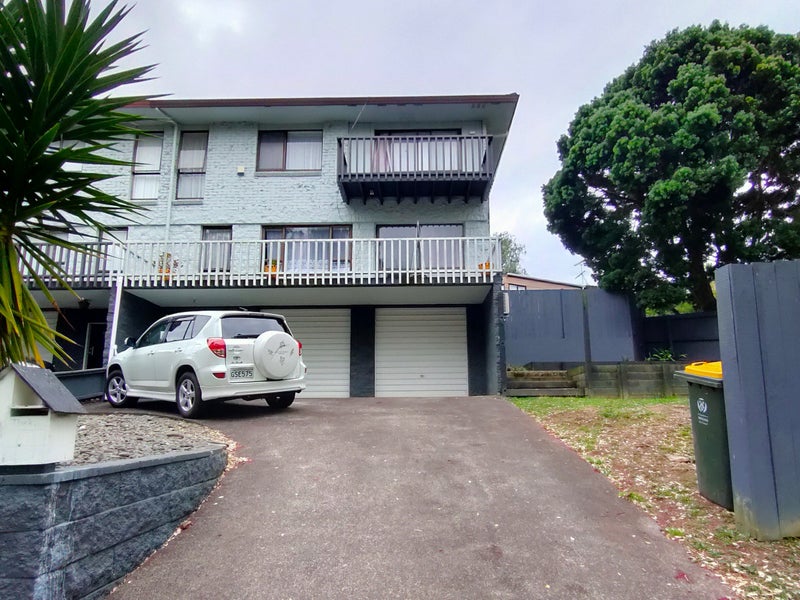 6B Flamingo Court, Goodwood Heights, Auckland - Carousel 1