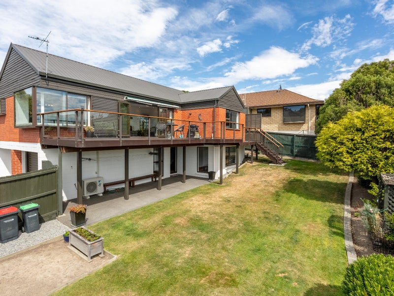 43B PEMBRIDGE LANE, Westmorland, Christchurch - Carousel 1