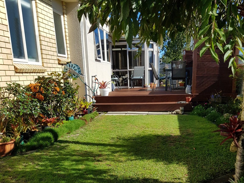 18B Pemberton Crescent, Greerton, Tauranga - Carousel 1