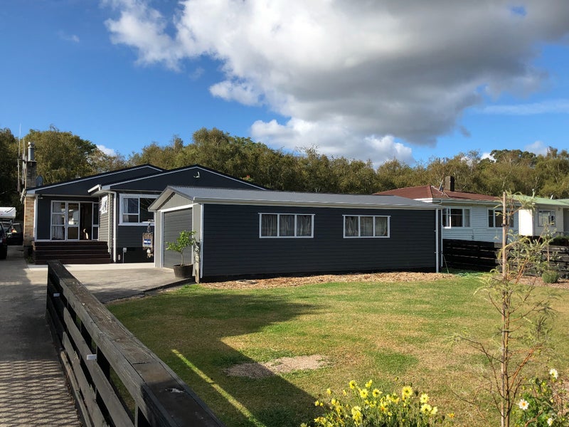 1 Wingate Street, Bader, Hamilton - Carousel 1