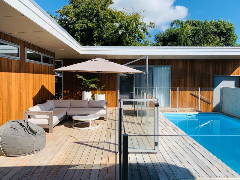 118 The Circle, Manly, Whangaparaoa - Carousel 1