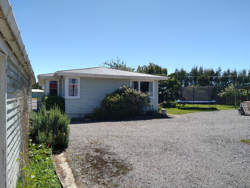 14 Mararoa Drive, Manapouri, Manapouri - Carousel 1