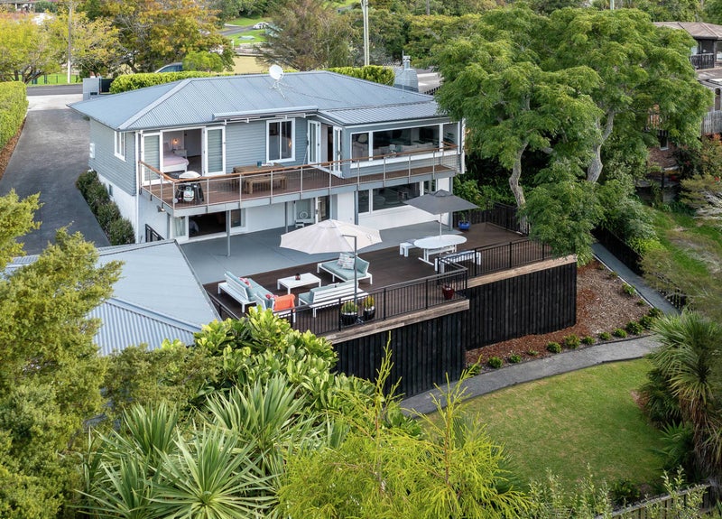 56 Selwyn Road, Cockle Bay, Auckland - Carousel 1