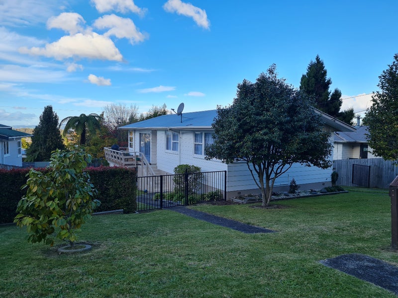 94 Mallard Drive, Selwyn Heights, Rotorua - Carousel 1