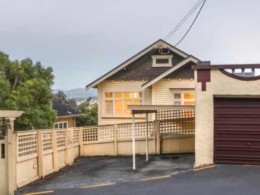 9 Waiteata Road, Kelburn, Wellington - Carousel 1