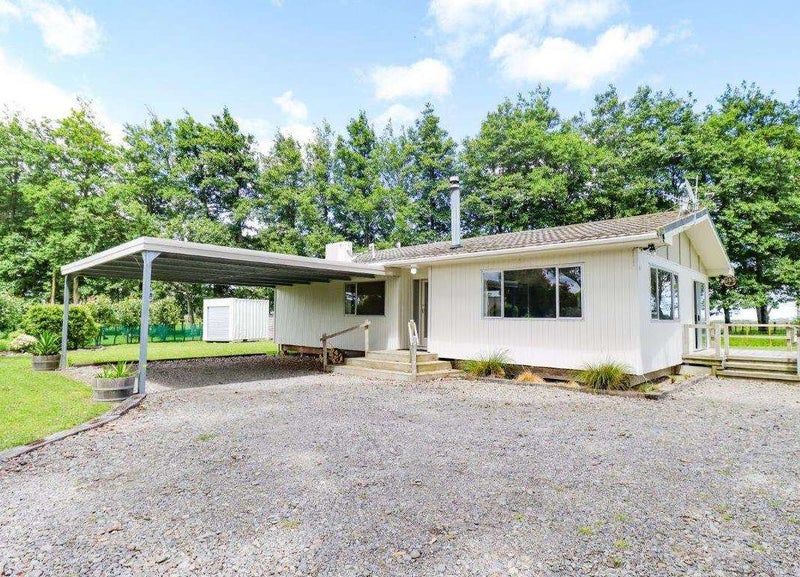 213 Green Road, Awahuri, Palmerston North - Carousel 1