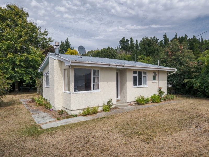 2 Reid Avenue, Cromwell - Carousel 1