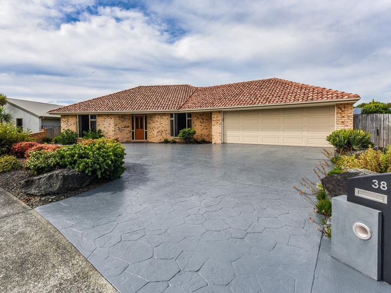 38 Hoult Crescent, Monaco, Nelson - Carousel 1