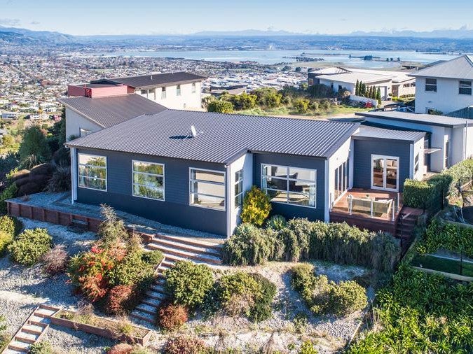 14 Istana Place, Britannia Heights, Nelson - Carousel 1