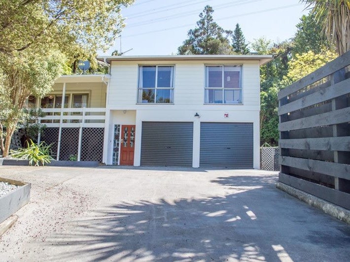 12 Rondane Place, Tirohanga, Lower Hutt - Carousel 1