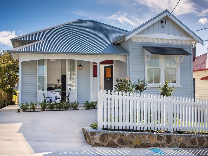 35 Kiwi Road, Stanley Point, Auckland - Carousel 1