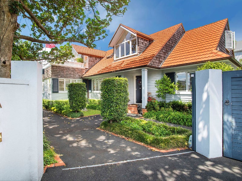 34A TAINUI RD, Devonport, Auckland - Carousel 1