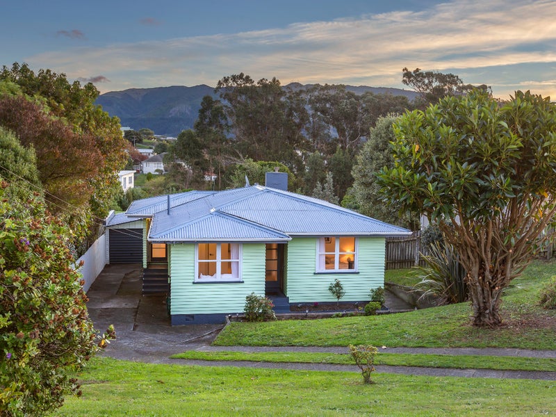20 Gear Terrace, Ranui, Porirua - Carousel 1