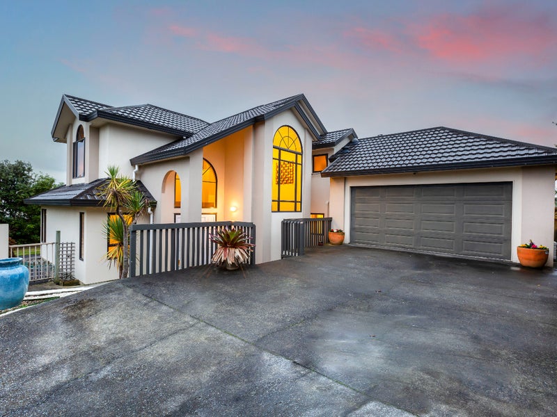 24 Saint Ives Drive, Camborne, Porirua - Carousel 1