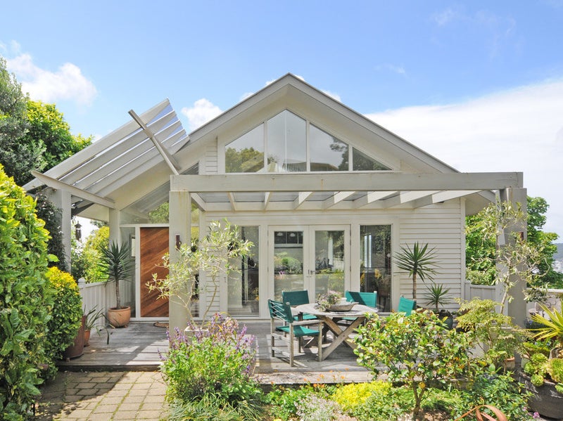 5 Rawhiti Terrace, Kelburn, Wellington - Carousel 1