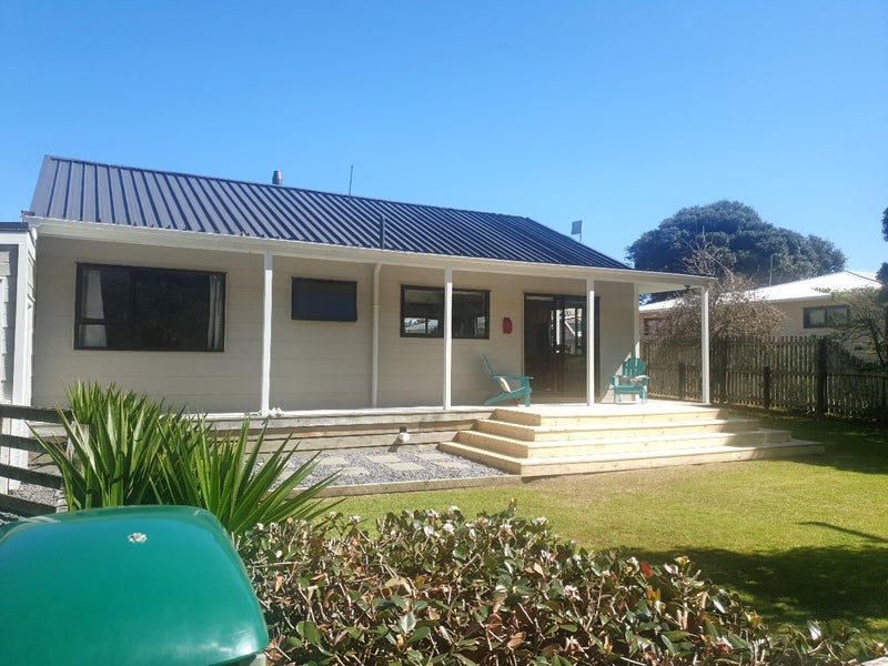 64 Newcastle Street, MAHIA, NUHAKA - Carousel 1