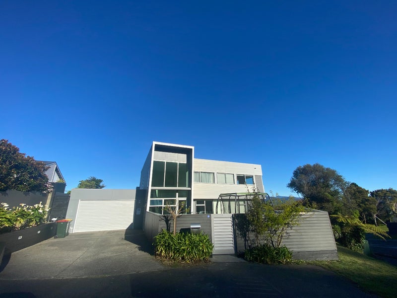 38 Miromiro Road, Normandale, Lower Hutt - Carousel 1