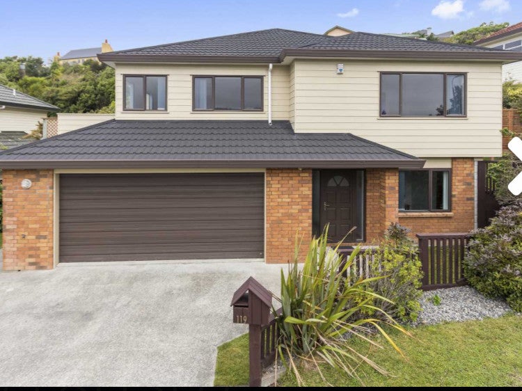 119 Woodman Drive, Tawa, Wellington - Carousel 1