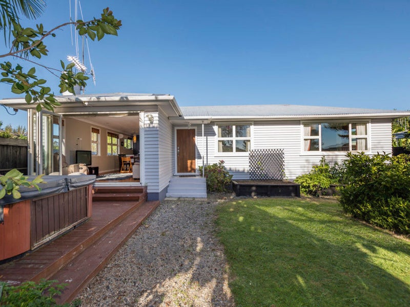 46A Hall Road, Matua, Tauranga - Carousel 1