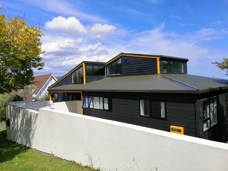 8 Matuhi Street, Tirohanga, Lower Hutt - Carousel 1