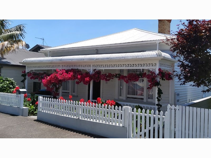 15 Dunedin Street, Saint Marys Bay, Auckland - Carousel 1