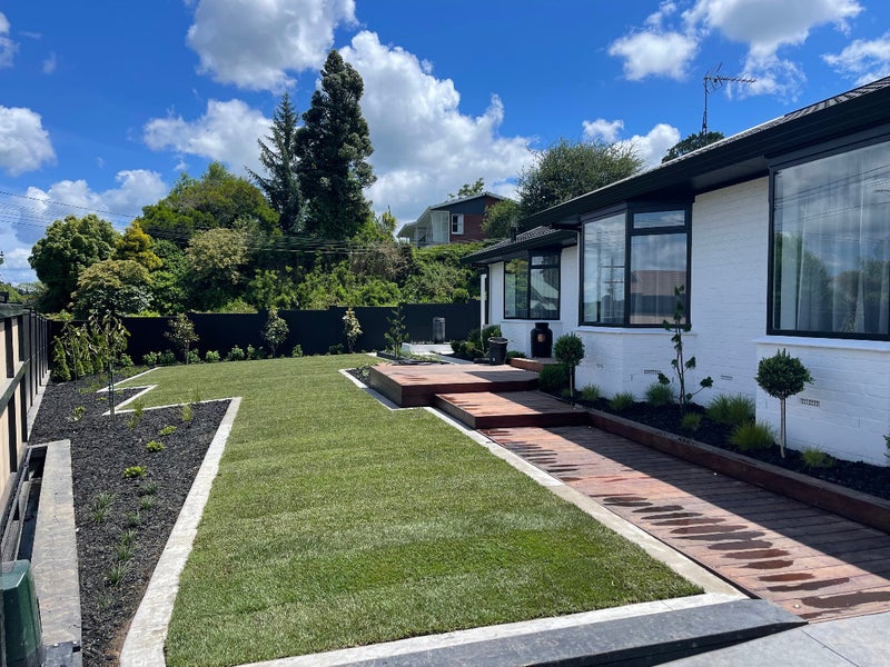 1016 River Road, Queenwood, Hamilton - Carousel 1