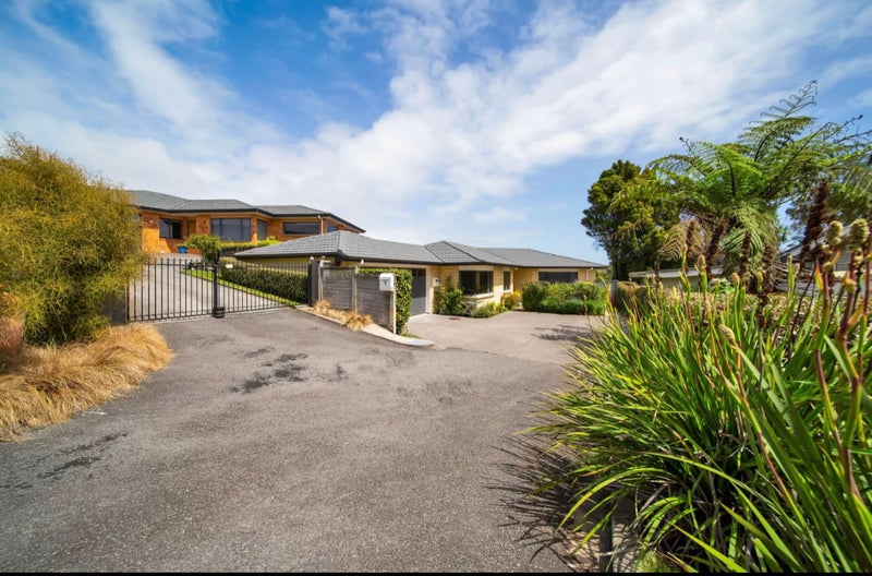 60D Hill Road, Belmont, Lower Hutt - Carousel 1