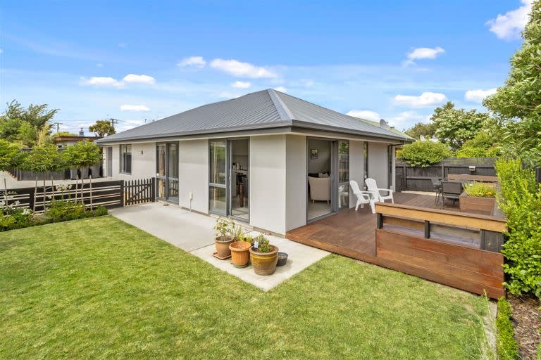 255A Innes Road, Mairehau, Christchurch - Carousel 1